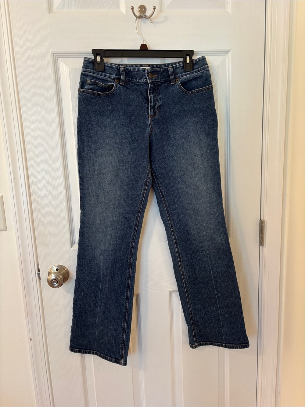Ann Taylor LOFT Dark Blue Straight Leg Jeans, Size 6